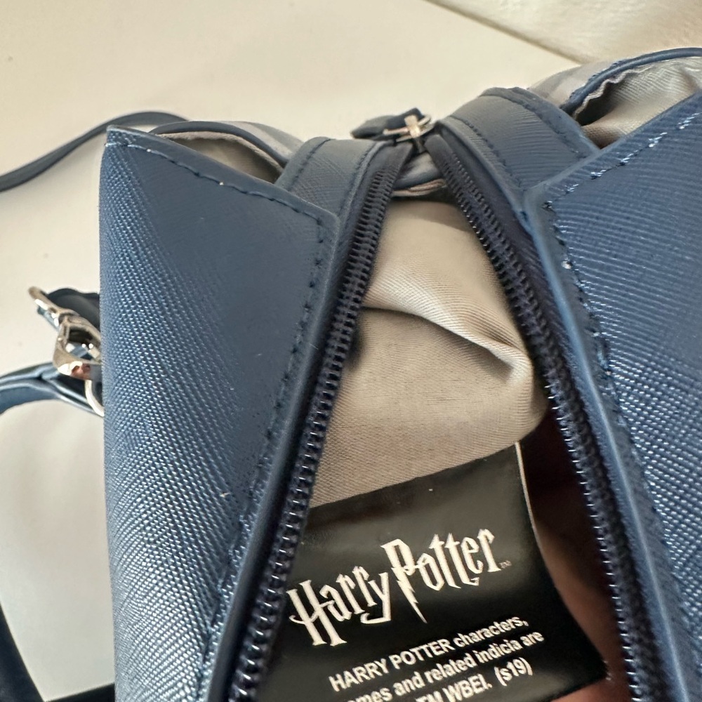 BioWorld Ravenclaw Blue Handbag - Picture 11 of 11